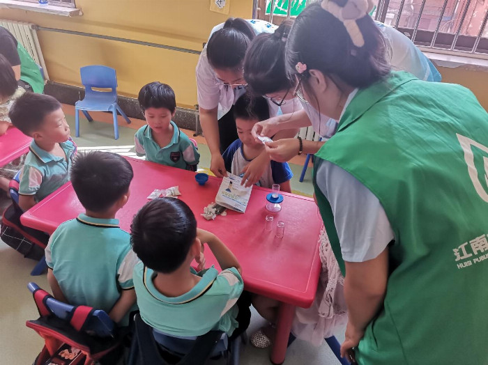 青 山绿水,“河”我守护|av片
“河”你守绿实践团筑梦绿色新篇章